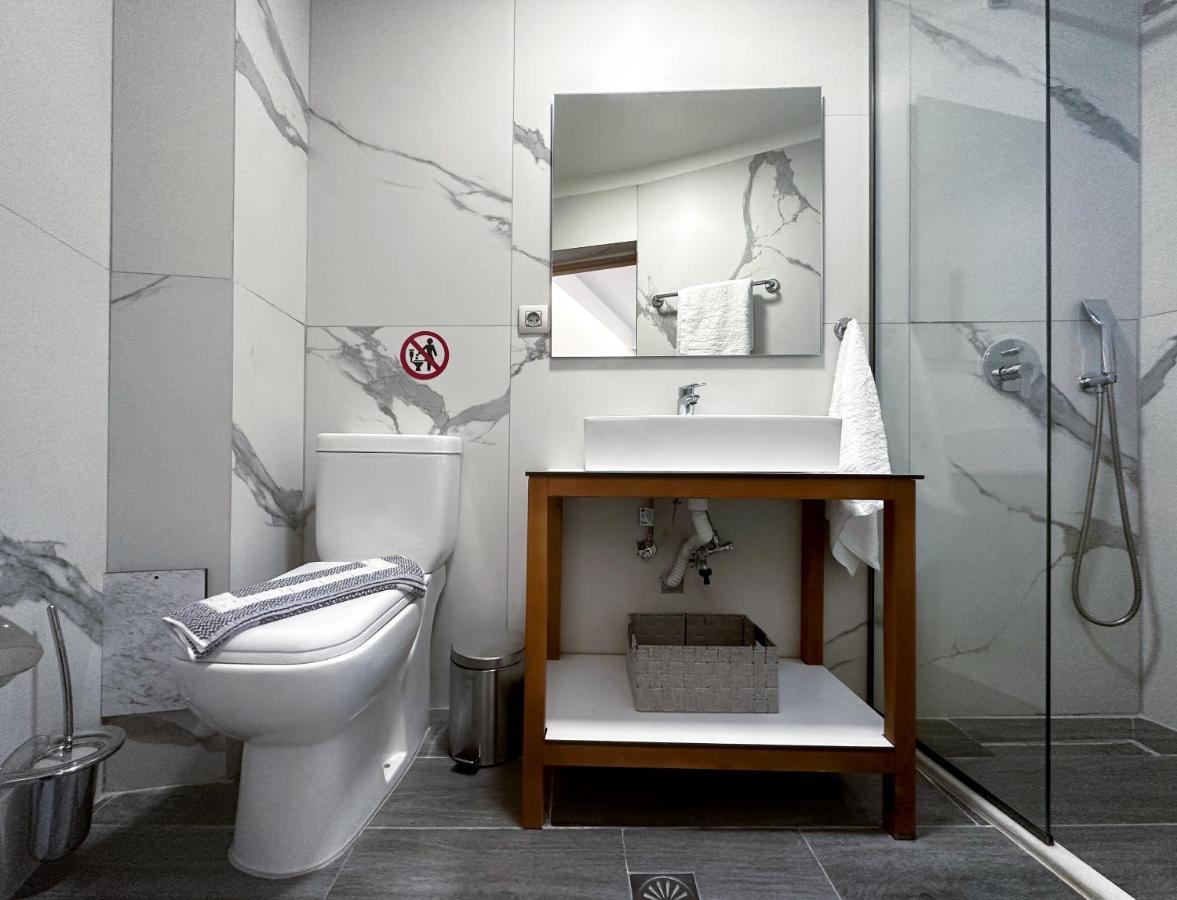 Rodosrooms Rhodes City エクステリア 写真